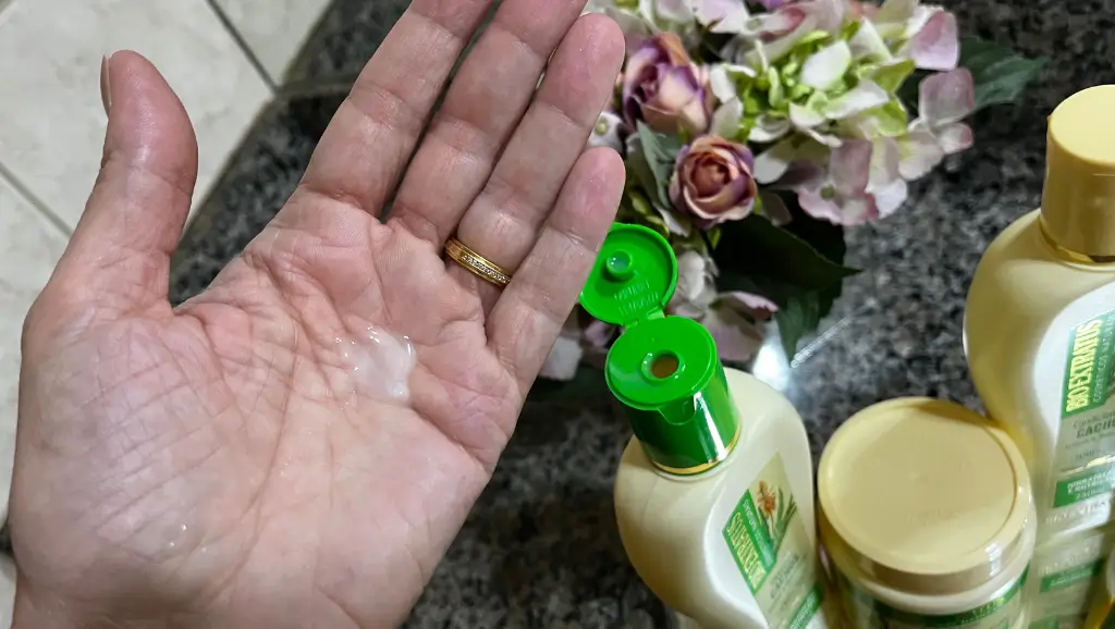 Linha Cachos Bio Extratus: RESENHA! 2 shampoo bio