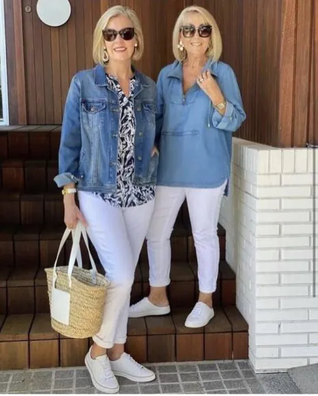 Tênis branco feminino: o novo salto alto das mulheres maduras? 3 jaqueta ejans